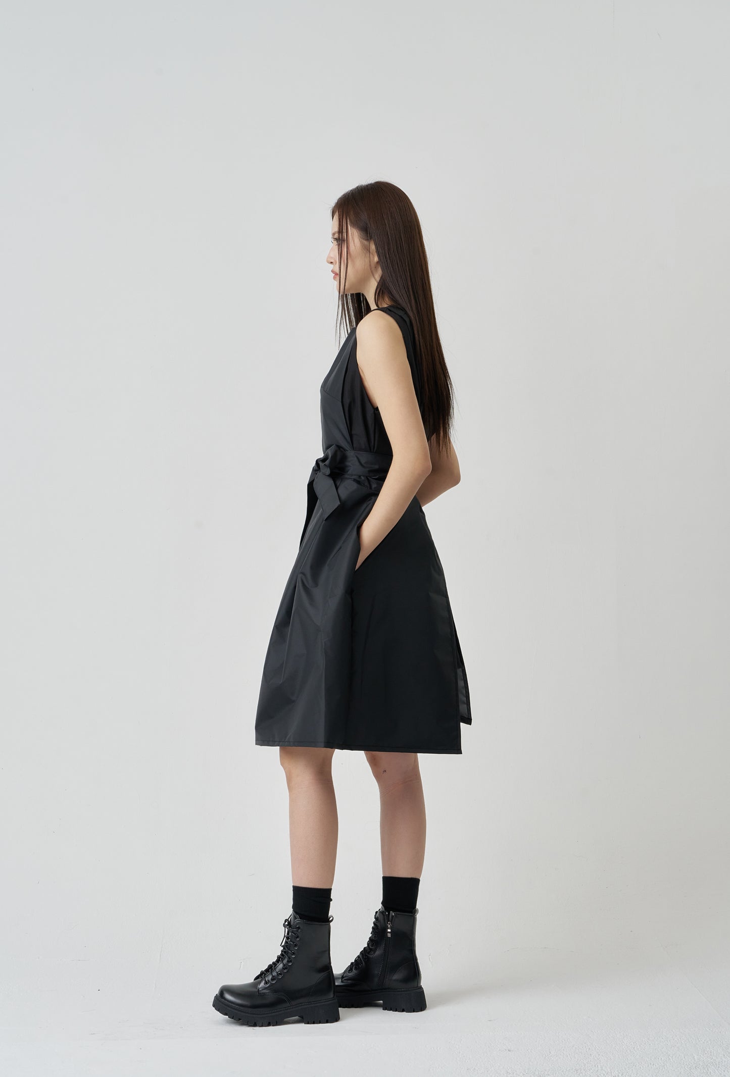 Short Hepburn Apron