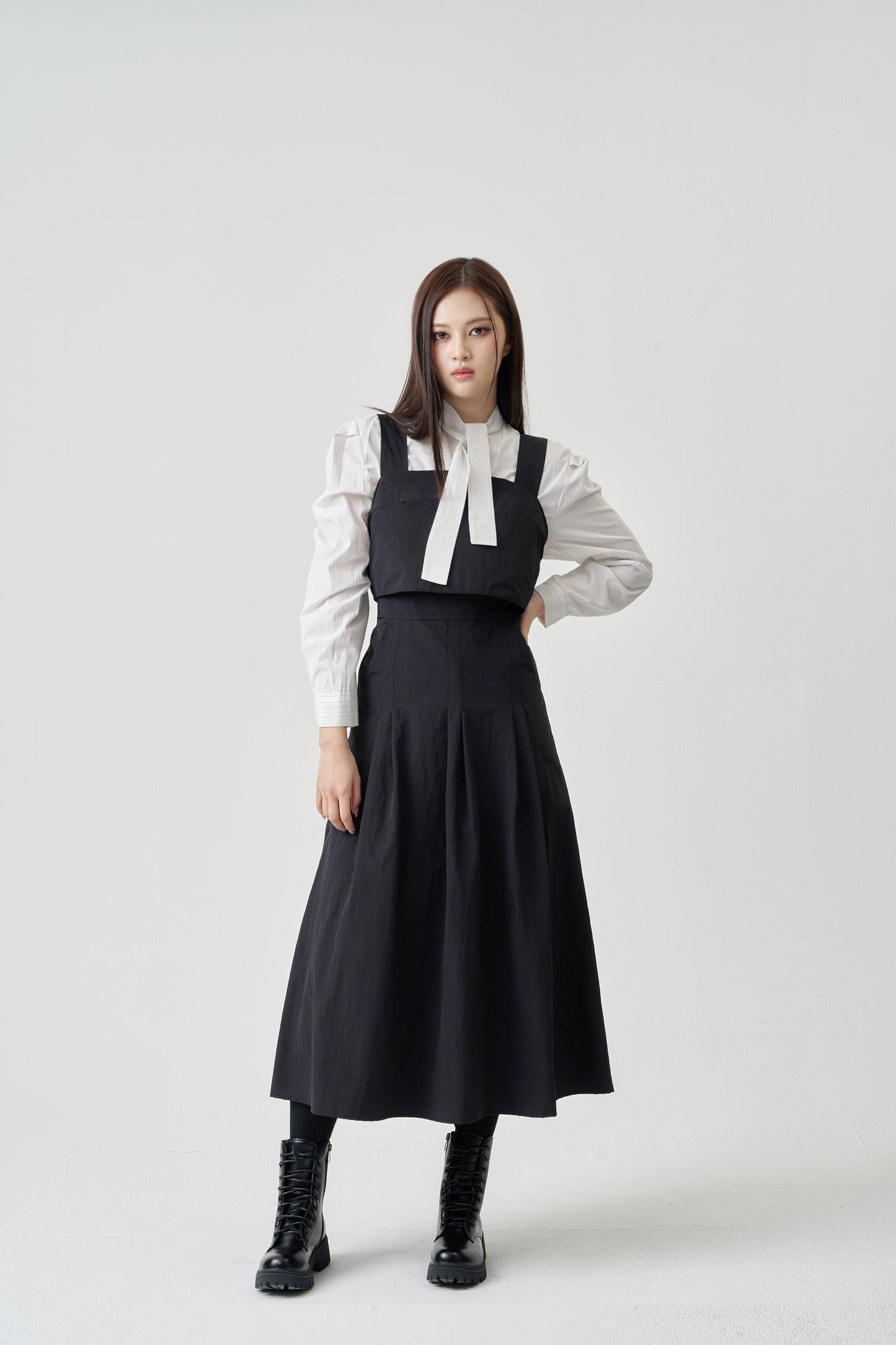 Black Vov Apron