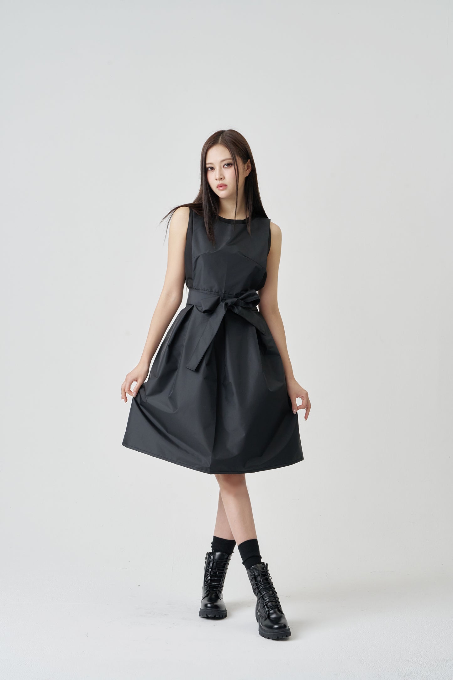 Short Hepburn Apron